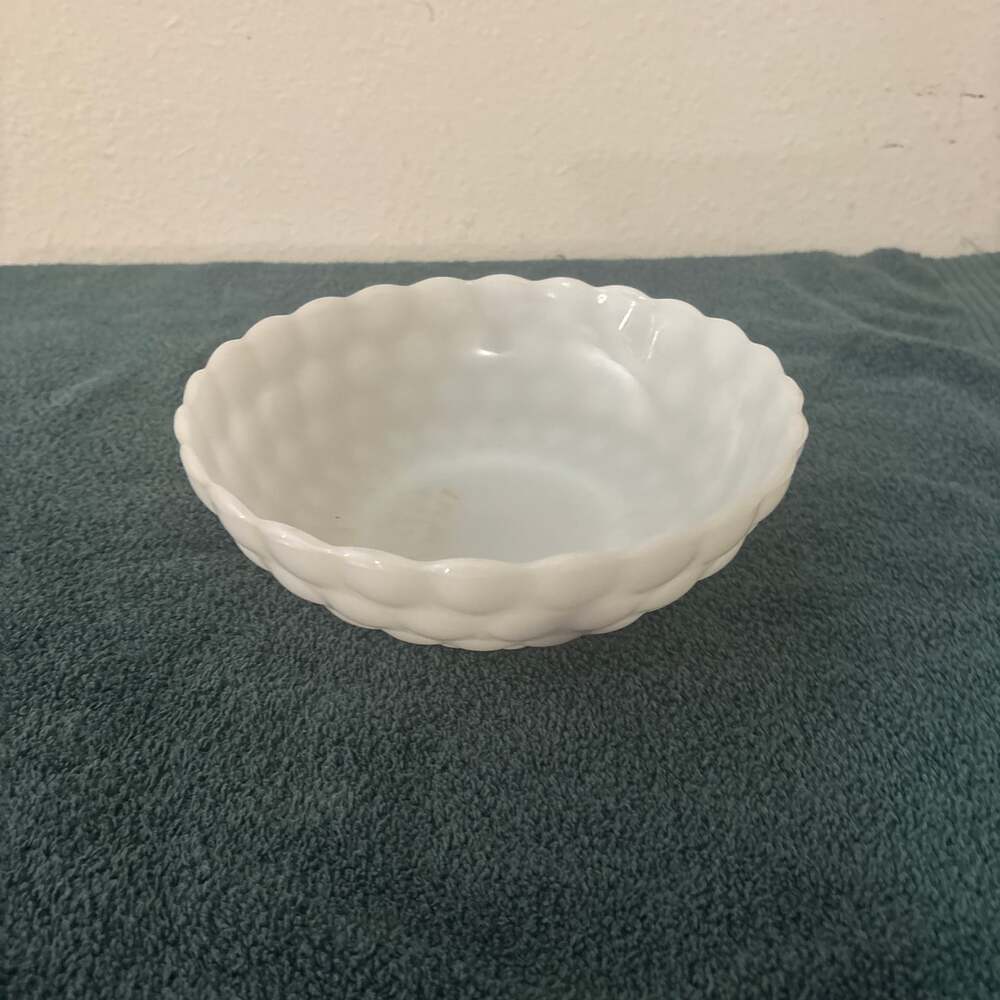 Vintage Anchor Hocking White Milk Glass Bubble Pattern Serving Bowl